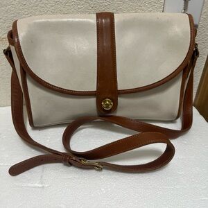 Vintage Coach Sheridan Glenwood Pebble Leather Crossbody Bag Cream Color